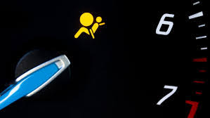 Durduk Yere Airbag Lambası Yandı! 2 Airbag Lambası Nedir