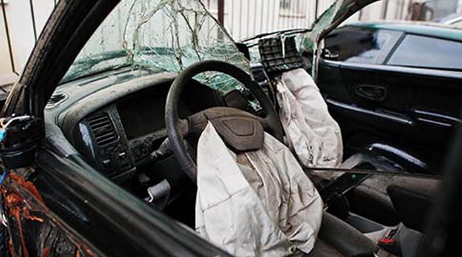 Airbag Açmış Araba Ne Kadar Değer Kaybeder? 4 Airbag Açıldığını Nasıl Anlarız