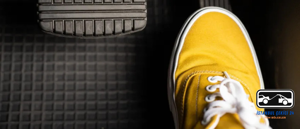 Seyir Halinde Aracın Gaz Kesmesi 2 Seyir Halinde Aracın Gaz Kesmesi - 3